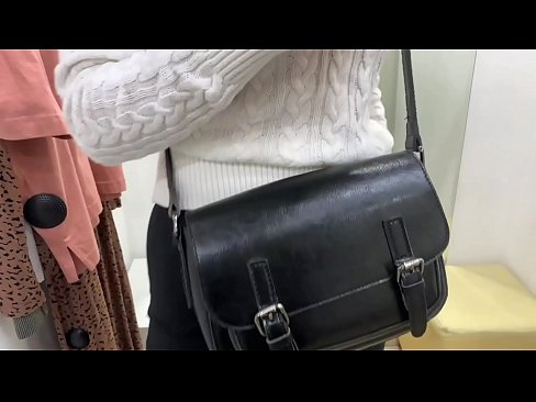 ❤️ Masturbasi umum saka asu enom FeralBerry karo dildo ing kamar fitting ❤️❌ Video anal ing pornojv.pornburst.ru ❌️